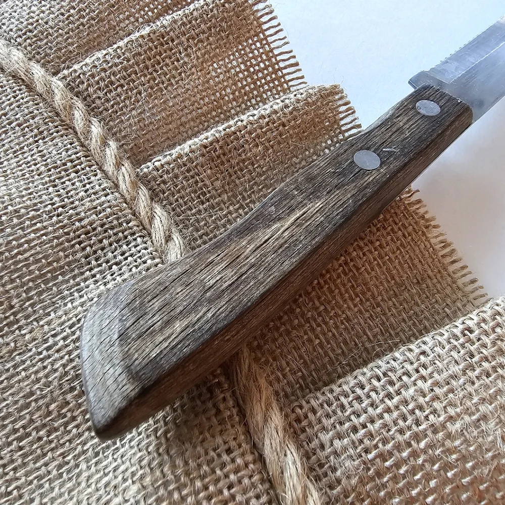 Vintage 1960 Regent Sherwood Knife Slicing Carving Serrated 8